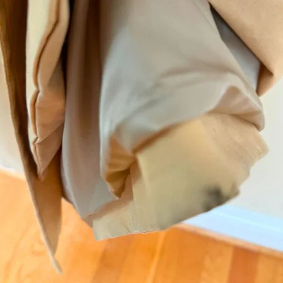 J. LINDEBERG Swedish Designer Trench Coat - Camel/Tan - Size 38 - Timeless Style - Picture 13 of 14